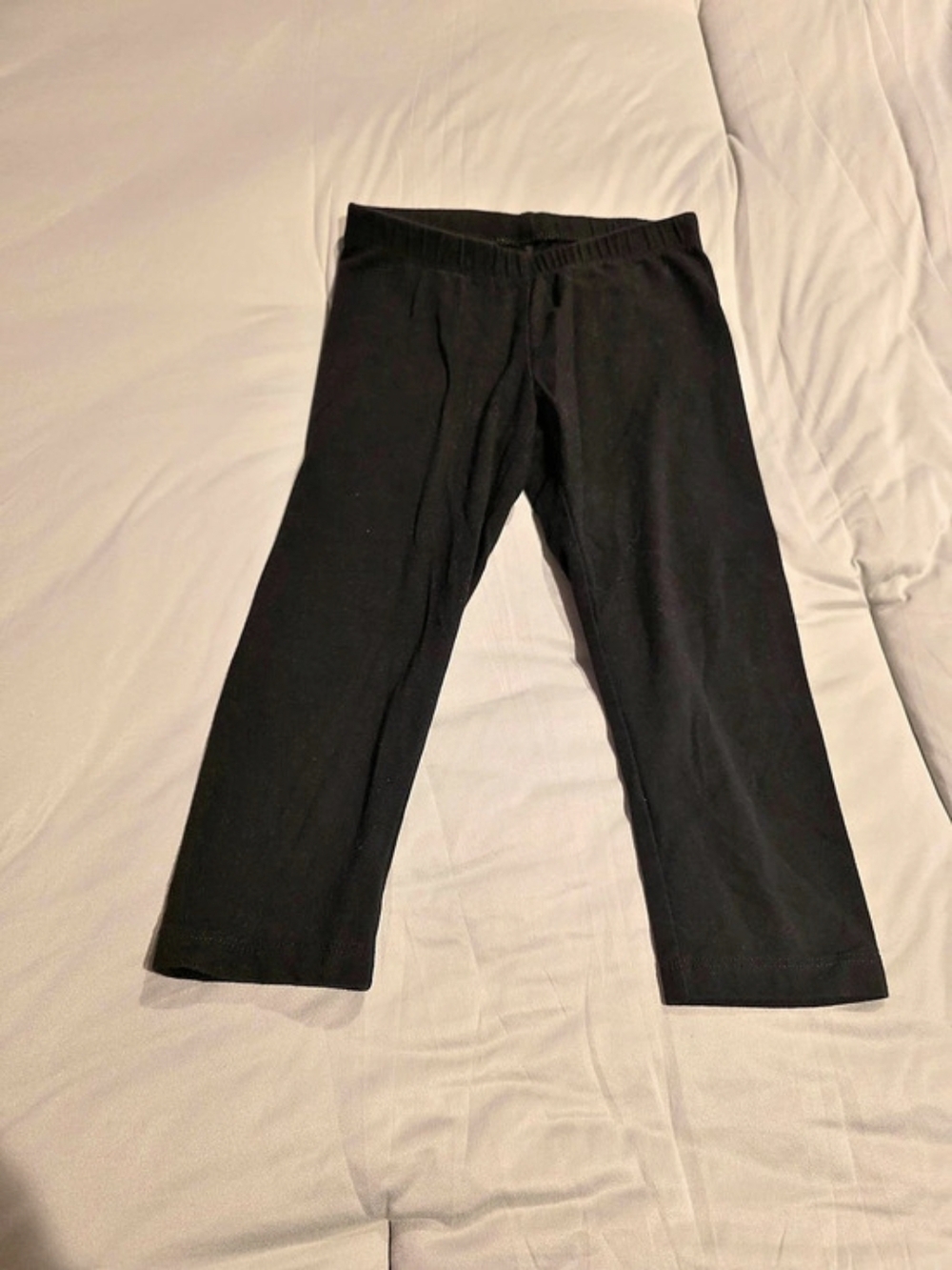 Black Pull-On Capri Pants